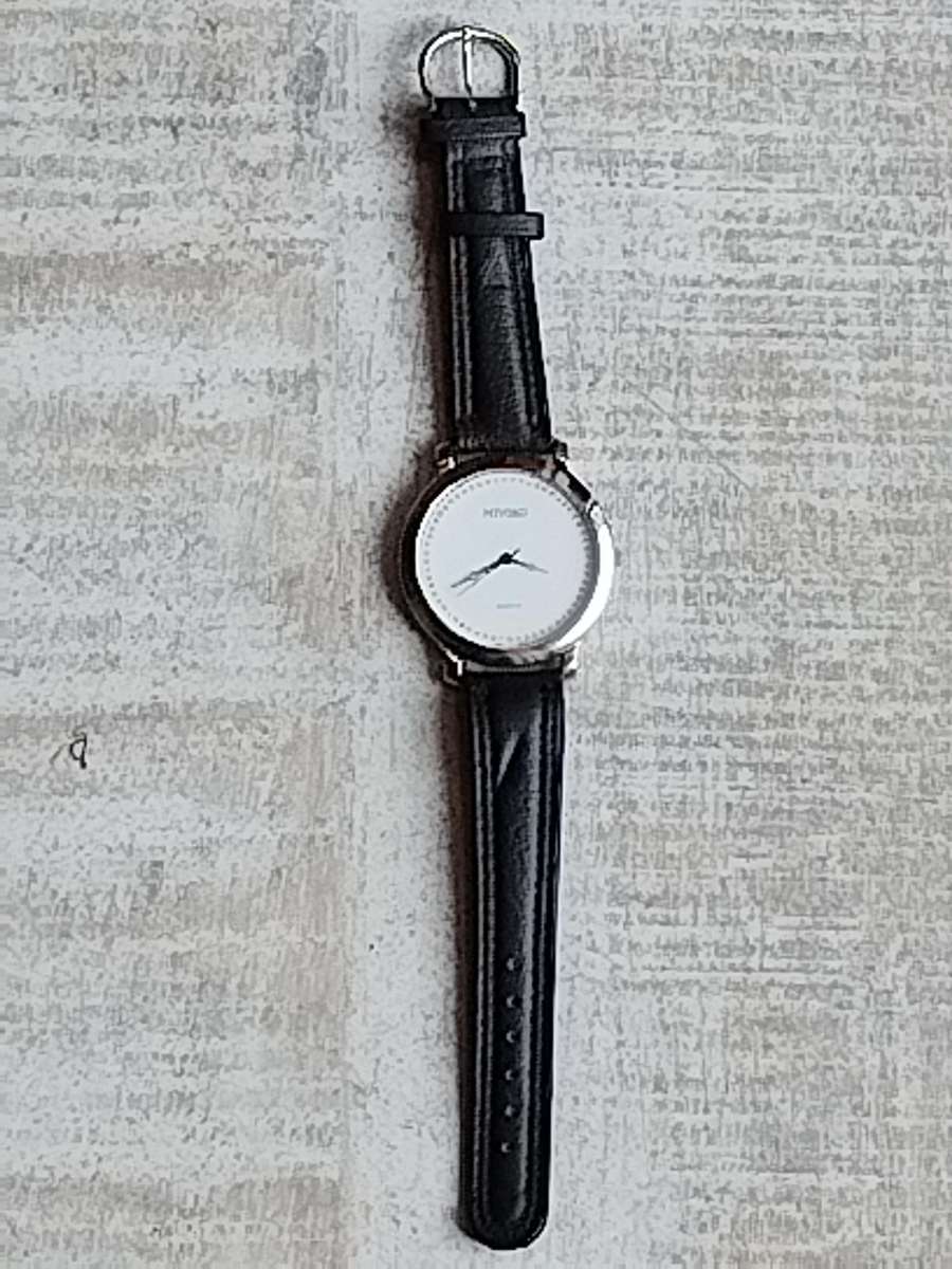 LADIES MIYOKO WATCH WITH HUGE 43MM DIAL IN EXCELLENT WORKING CONDITION