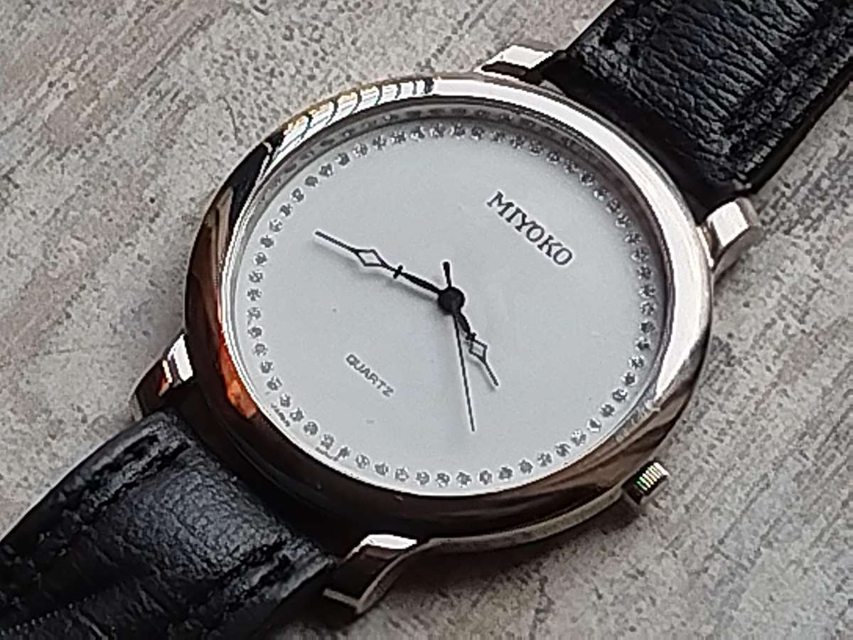 LADIES MIYOKO WATCH WITH HUGE 43MM DIAL IN EXCELLENT WORKING CONDITION