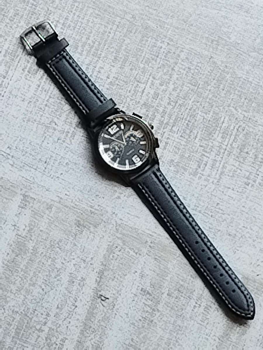 MENS BENCHI FASHION WATCH IN EXCELLENT WORKING CONDITION