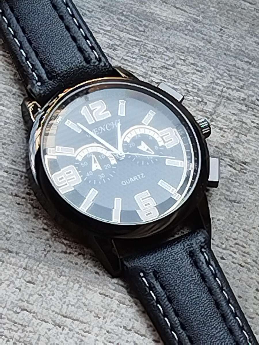 MENS BENCHI FASHION WATCH IN EXCELLENT WORKING CONDITION