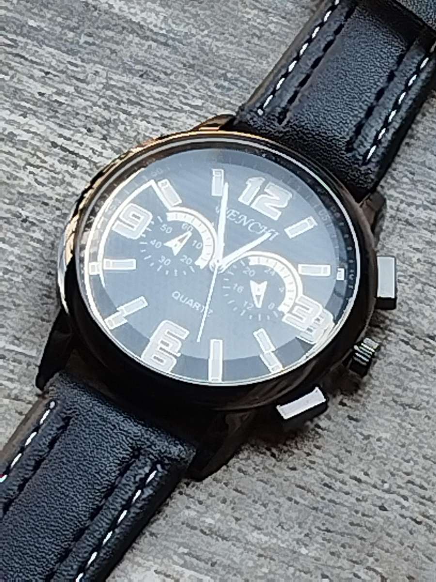 MENS BENCHI FASHION WATCH IN EXCELLENT WORKING CONDITION