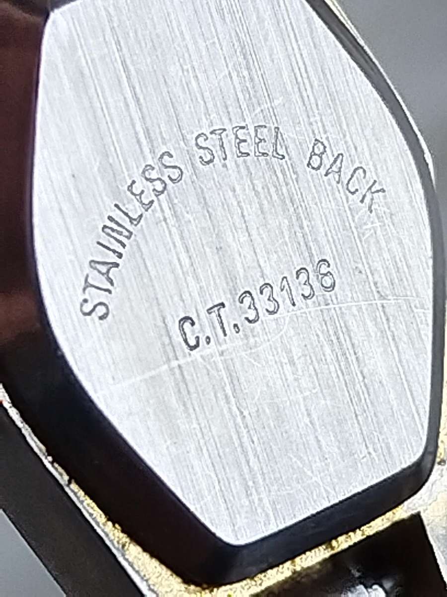 LADIES VINTAGE SEIKO 17 JEWELS WATCH IN GOOD WORKING CONDITION