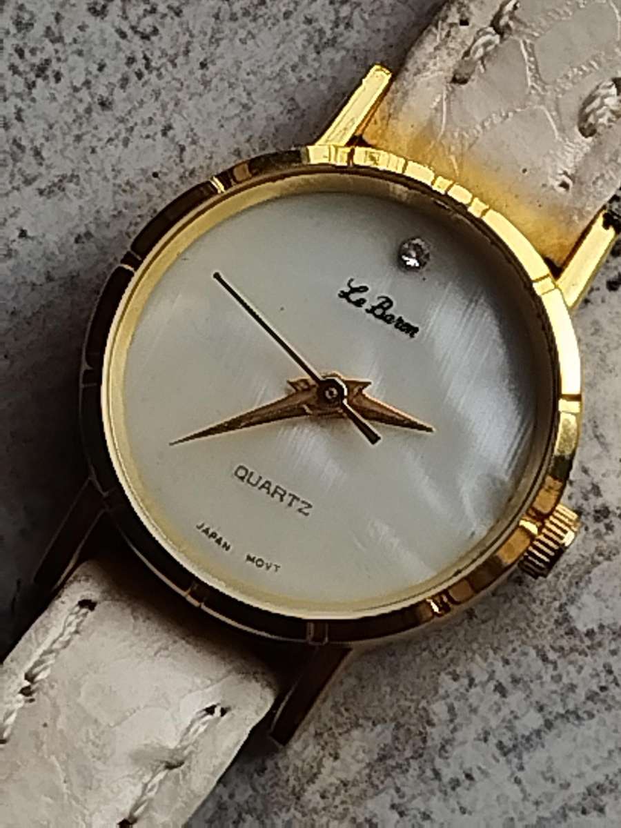 LADIES WATCH COLLECTION ALL IN EXCELLENT WORKING CONDITION - BIDDING FOR ALL 3 WATCHES