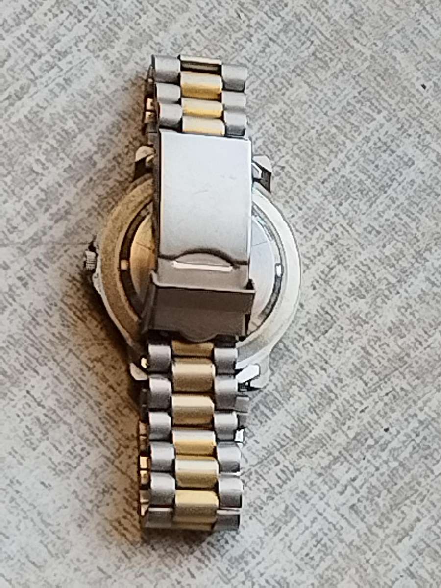 MENS VINTAGE POISE WATCH WITH ROTATING BEZEL IN EXCELLENT WORKING CONDITION