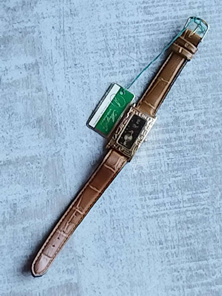 ELEGANT LADIES ANGELA GOLD WATCH IN EXCELLENT WORKING CONDITION