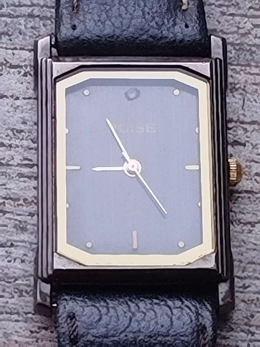 LADIES POISE WATCH IN EXCELLENT WORKING CONDITION