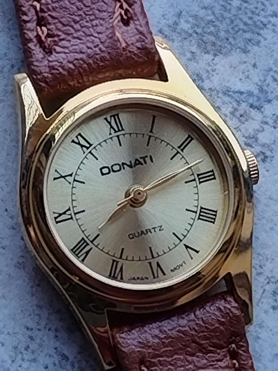 HIS AND HERS DONATI WATCH SET BOTH IN EXCELLENT WORKING CONDITION - BIDDING FOR BOTH