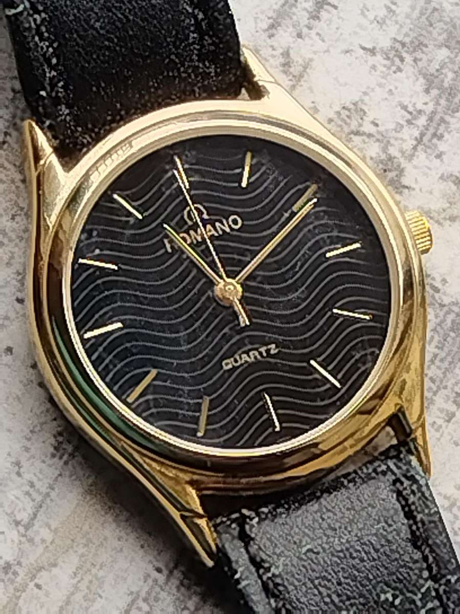 LADIES ROMANO GOLD PLATED WATCH IN EXCELLENT WORKING CONDITION