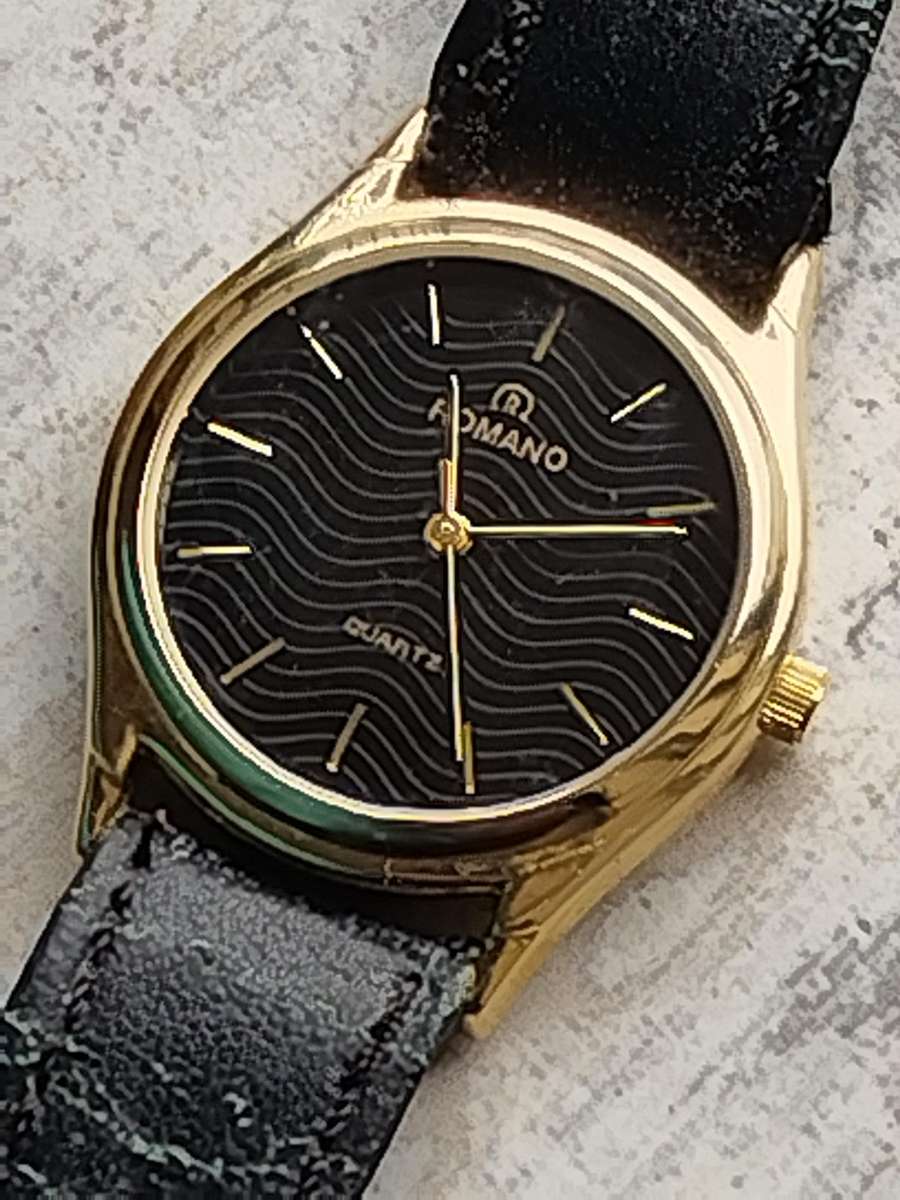 LADIES ROMANO GOLD PLATED WATCH IN EXCELLENT WORKING CONDITION