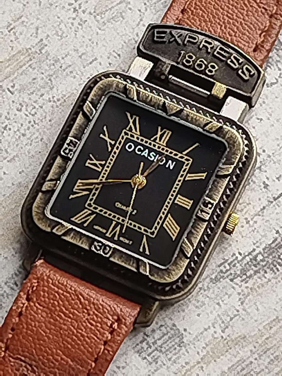 MENS VINTAGE OCASION EXPRESS WATCH IN EXCELLENT WORKING CONDITION
