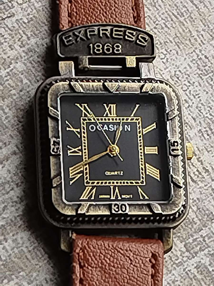 MENS VINTAGE OCASION EXPRESS WATCH IN EXCELLENT WORKING CONDITION