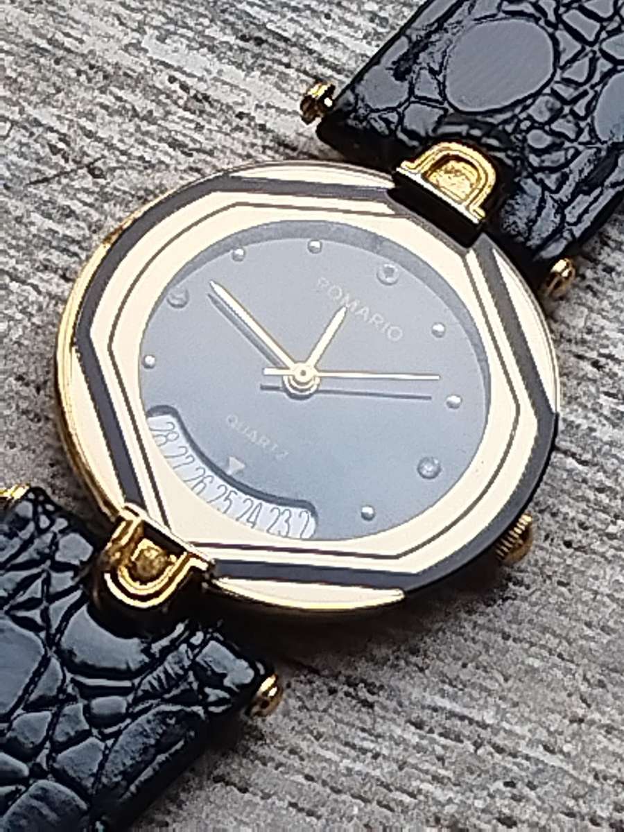 ELEGANT LADIES ROMARIO 18K GOLD ELECTROPLATED WATCH IN EXCELLENT WORKING CONDITION