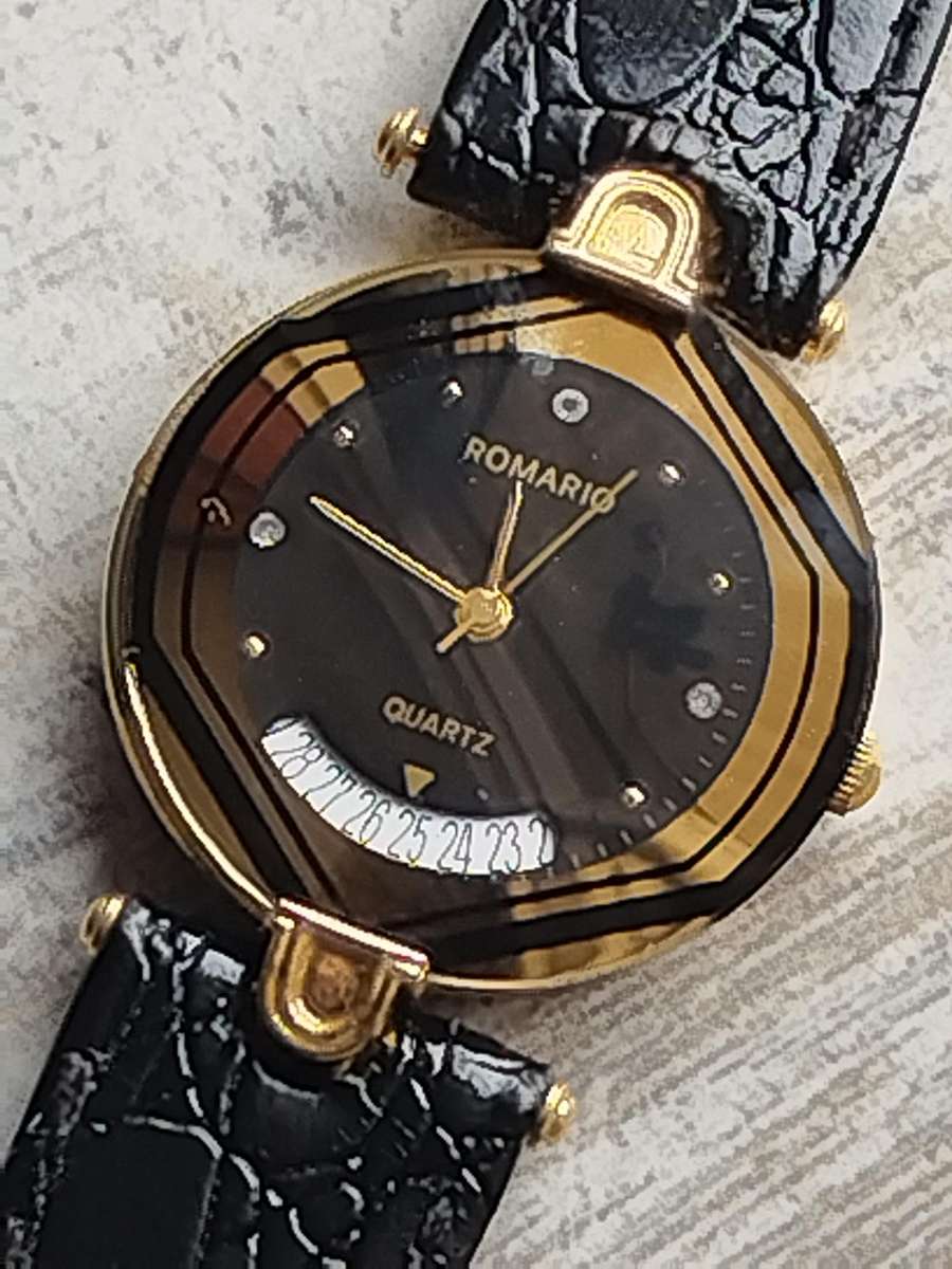 ELEGANT LADIES ROMARIO 18K GOLD ELECTROPLATED WATCH IN EXCELLENT WORKING CONDITION