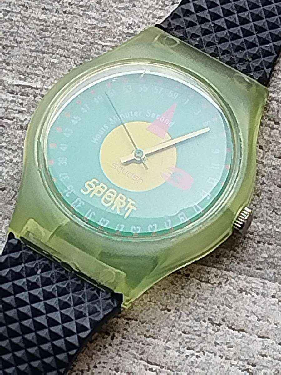 MENS SQUASH SPORTS WATCH IN EXCELLENT WORKING CONDITION