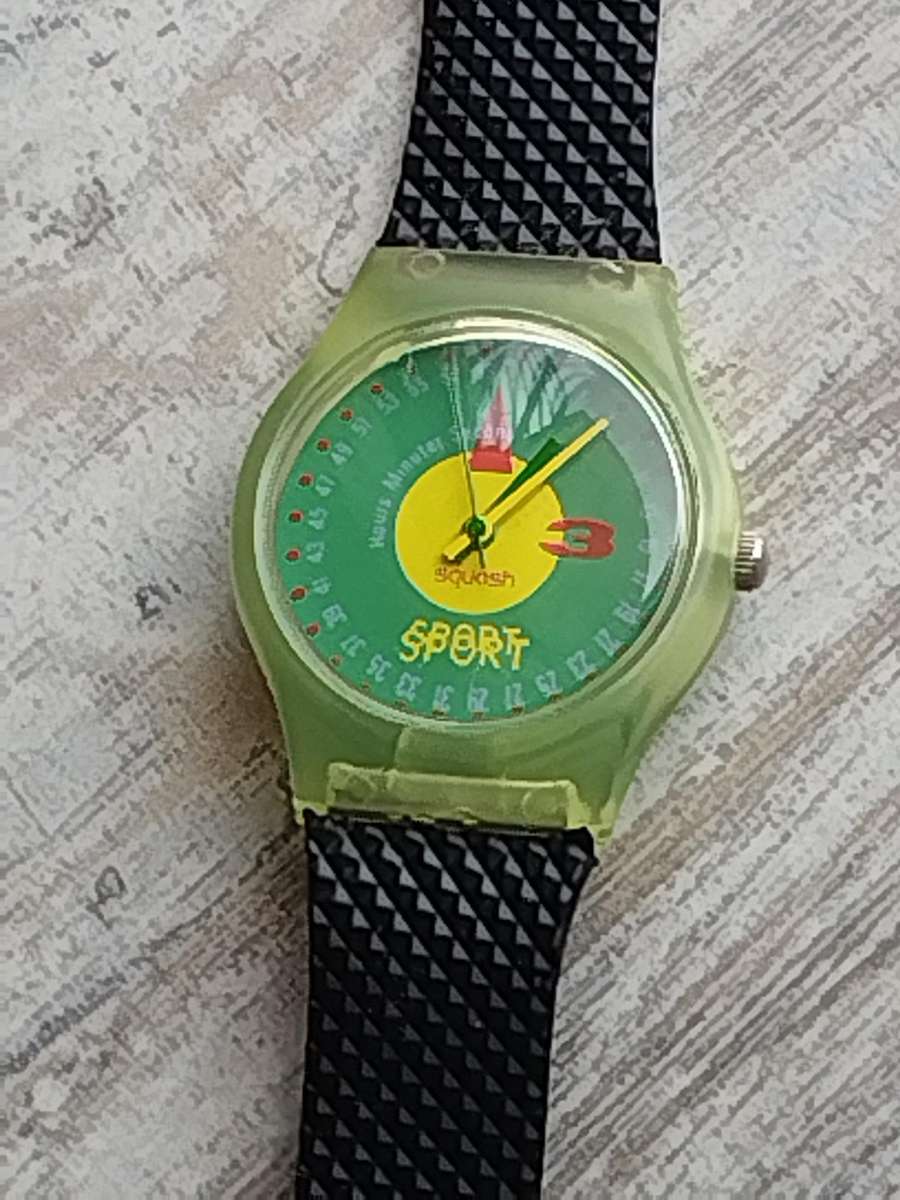 MENS SQUASH SPORTS WATCH IN EXCELLENT WORKING CONDITION