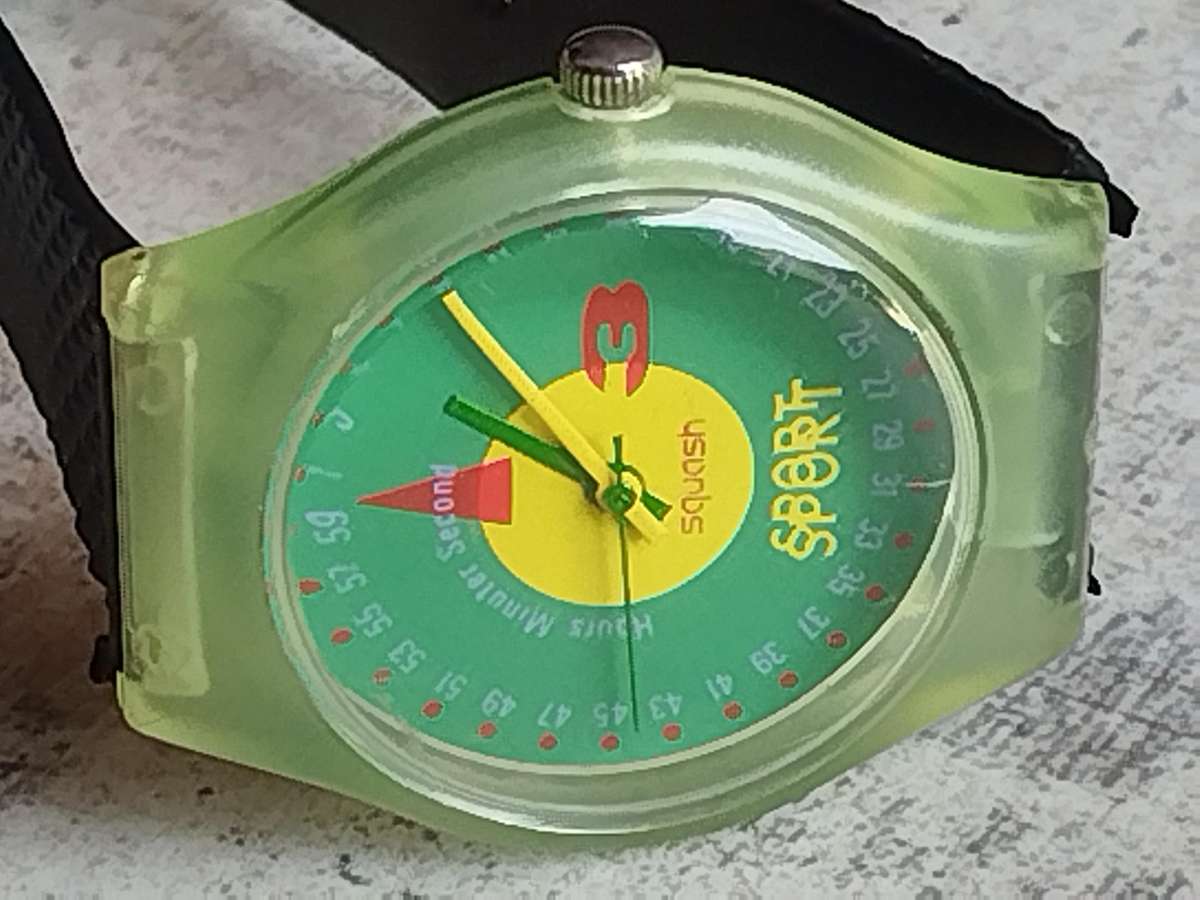 MENS SQUASH SPORTS WATCH IN EXCELLENT WORKING CONDITION