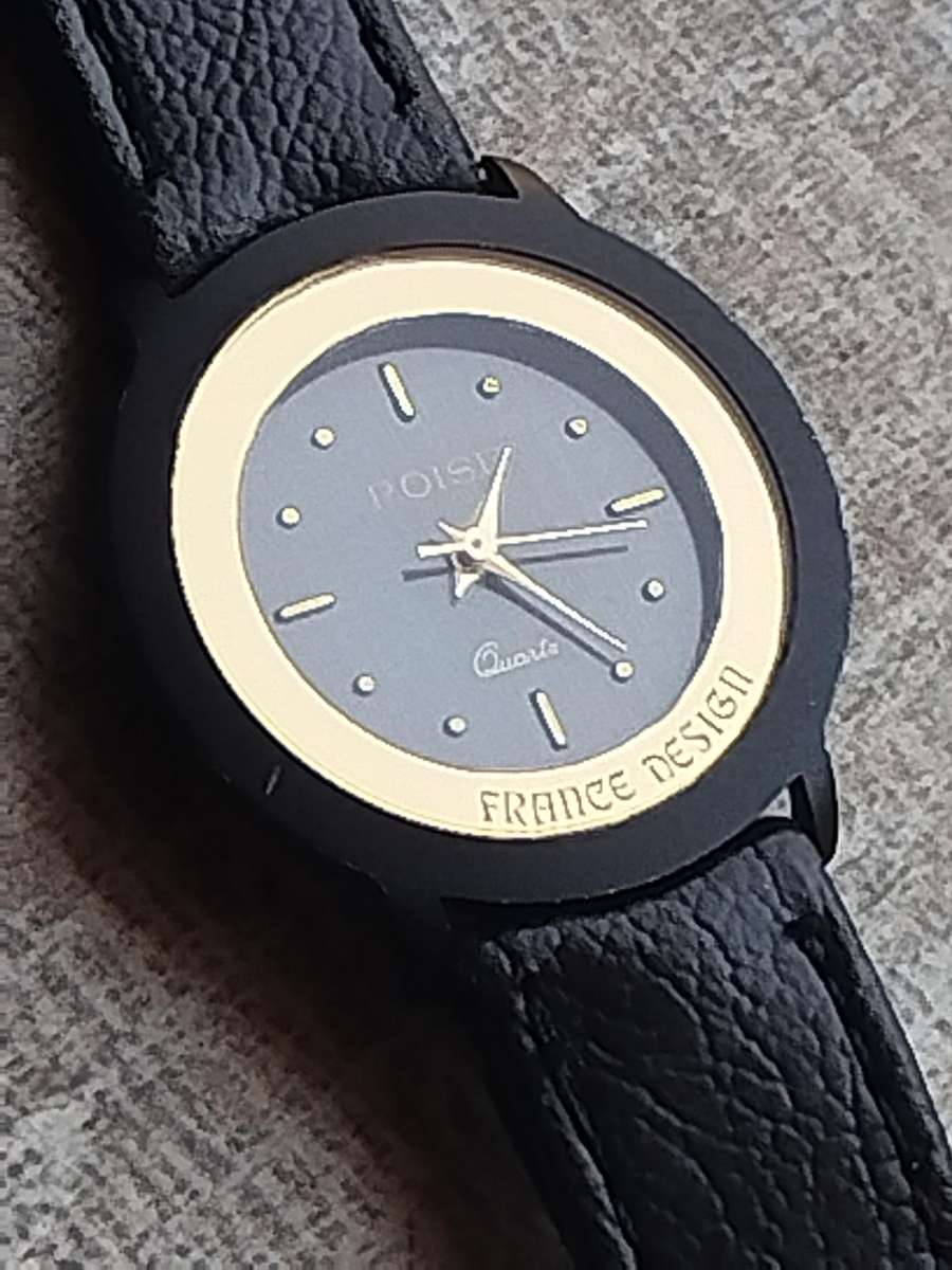 STUNNING AND ELEGANT LADIES POISE FRANCE DESIGN GOLD WATCH IN EXCELLENT WORKING CONDITION