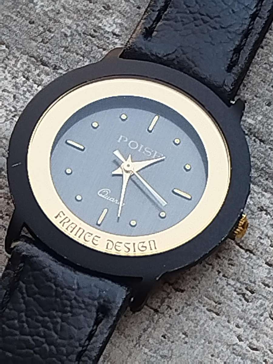 STUNNING AND ELEGANT LADIES POISE FRANCE DESIGN GOLD WATCH IN EXCELLENT WORKING CONDITION