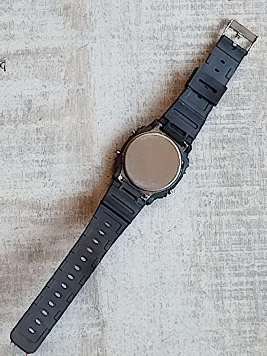 MENS VINTAGE CONVOY G-SHOCK DIGITAL WATCH IN EXCELLENT WORKING CONDITION