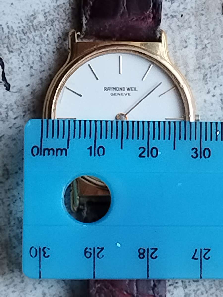 MENS VINTAGE RAYMOND WEIL 18K GOLD ELECTROPLATED WATCH WITH ORIGINAL RW STRAP - UNTESTED NO CROWN