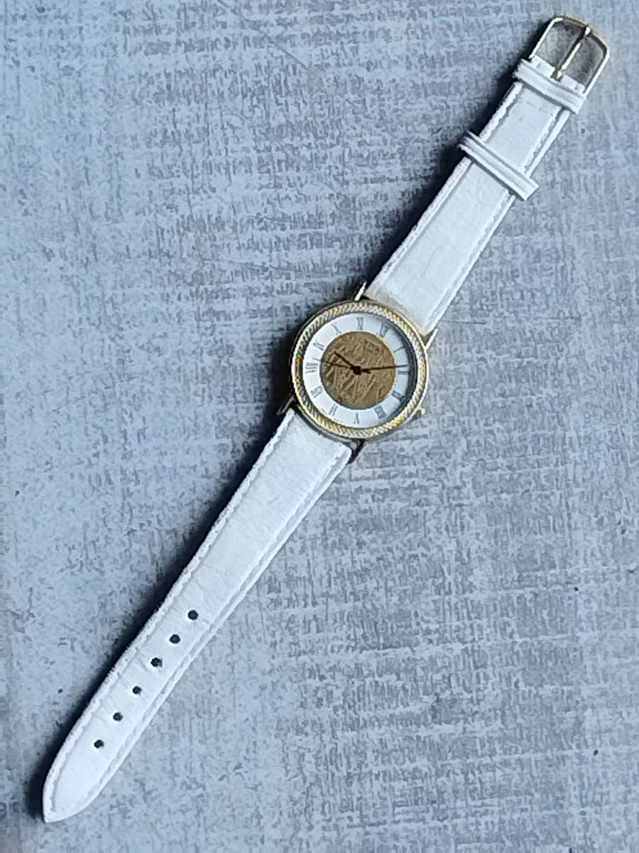 LADIES STUNNING MIYOKO GOLD AND WHITE WATCH IN EXCELLENT WORKING CONDITION