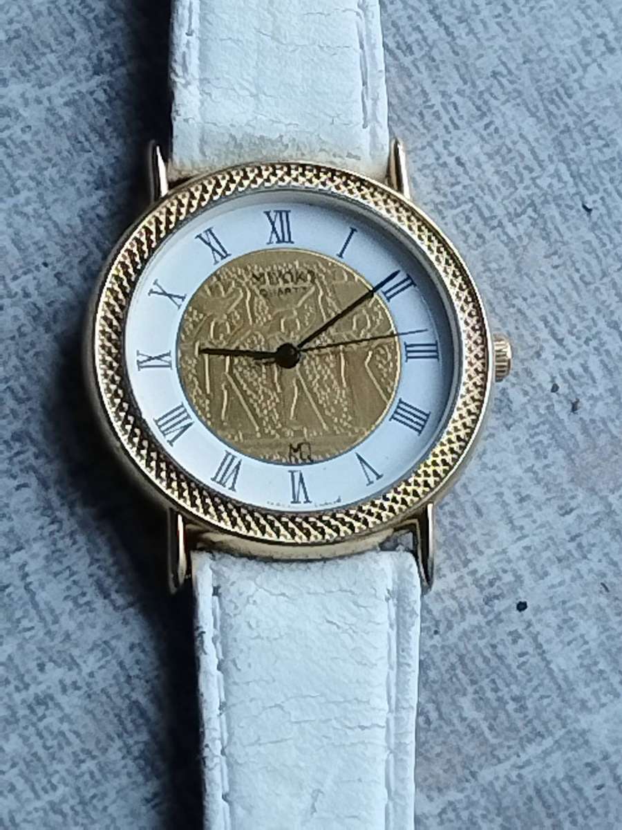 LADIES STUNNING MIYOKO GOLD AND WHITE WATCH IN EXCELLENT WORKING CONDITION