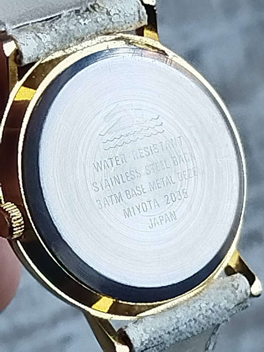 LADIES STUNNING MIYOKO GOLD AND WHITE WATCH IN EXCELLENT WORKING CONDITION