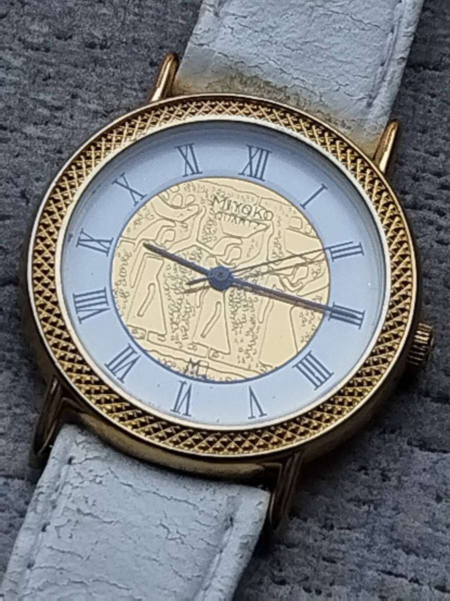 LADIES STUNNING MIYOKO GOLD AND WHITE WATCH IN EXCELLENT WORKING CONDITION