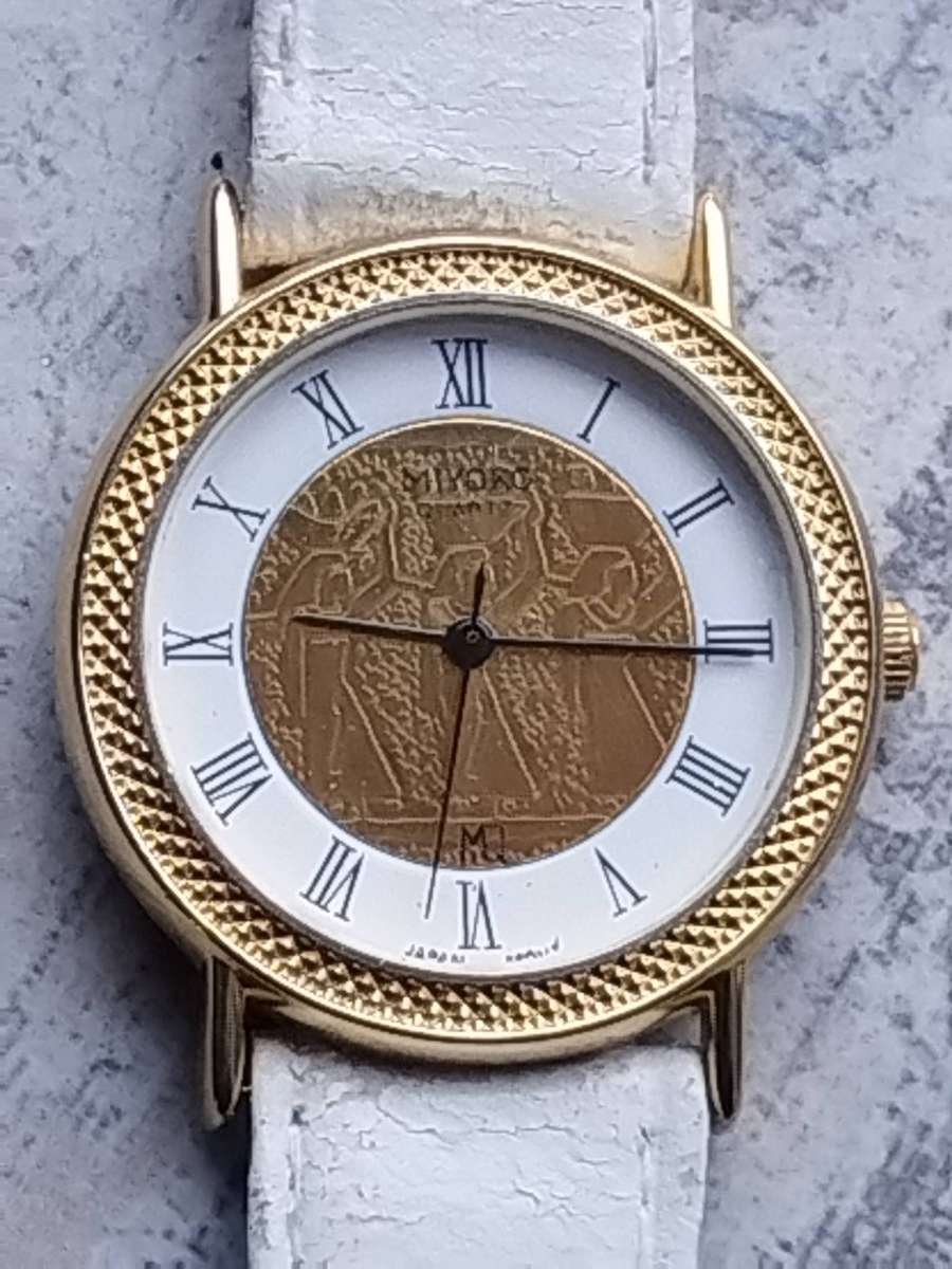 LADIES STUNNING MIYOKO GOLD AND WHITE WATCH IN EXCELLENT WORKING CONDITION