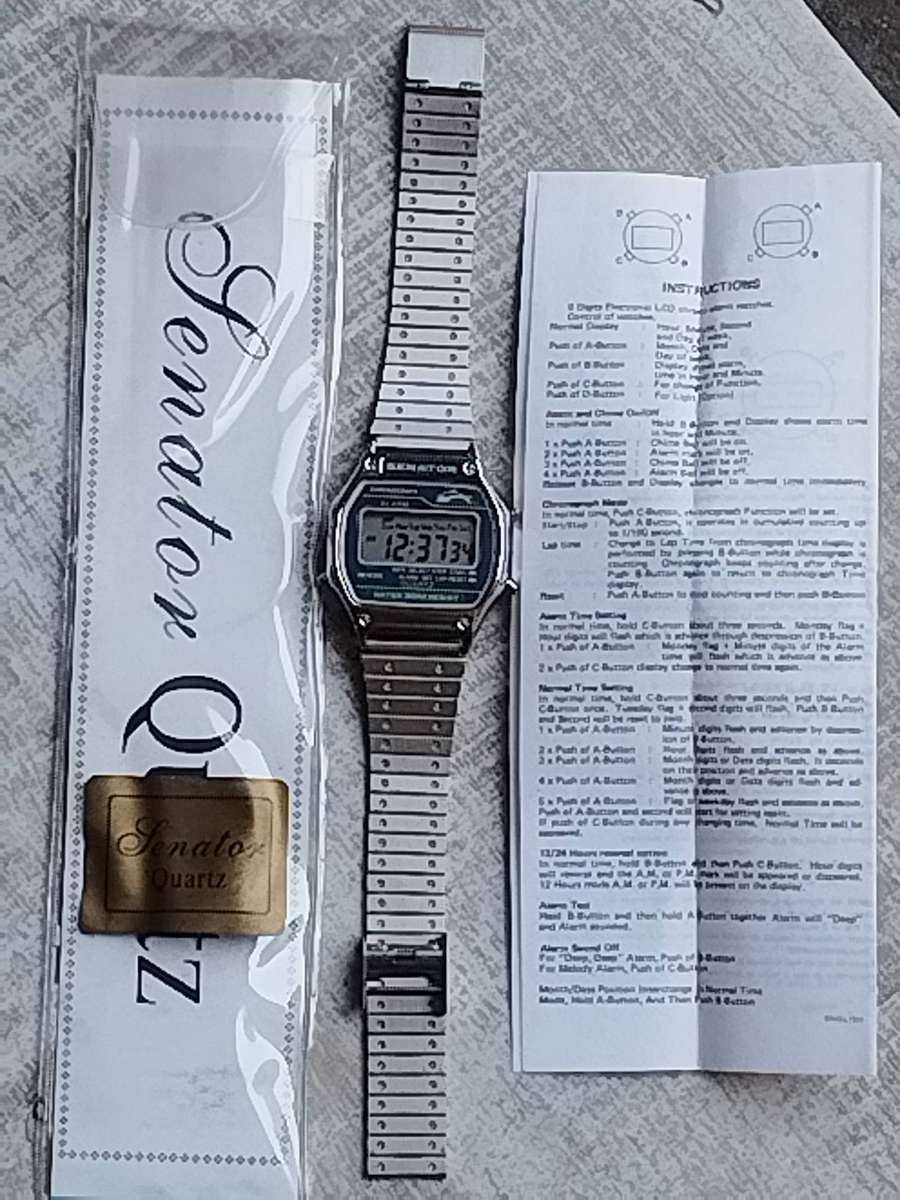MENS VINTAGE SENATOR CHRONOGRAPH DIGITAL WATCH WITH ORIG PACKAGING AND INSTRUCTIONS MANUAL