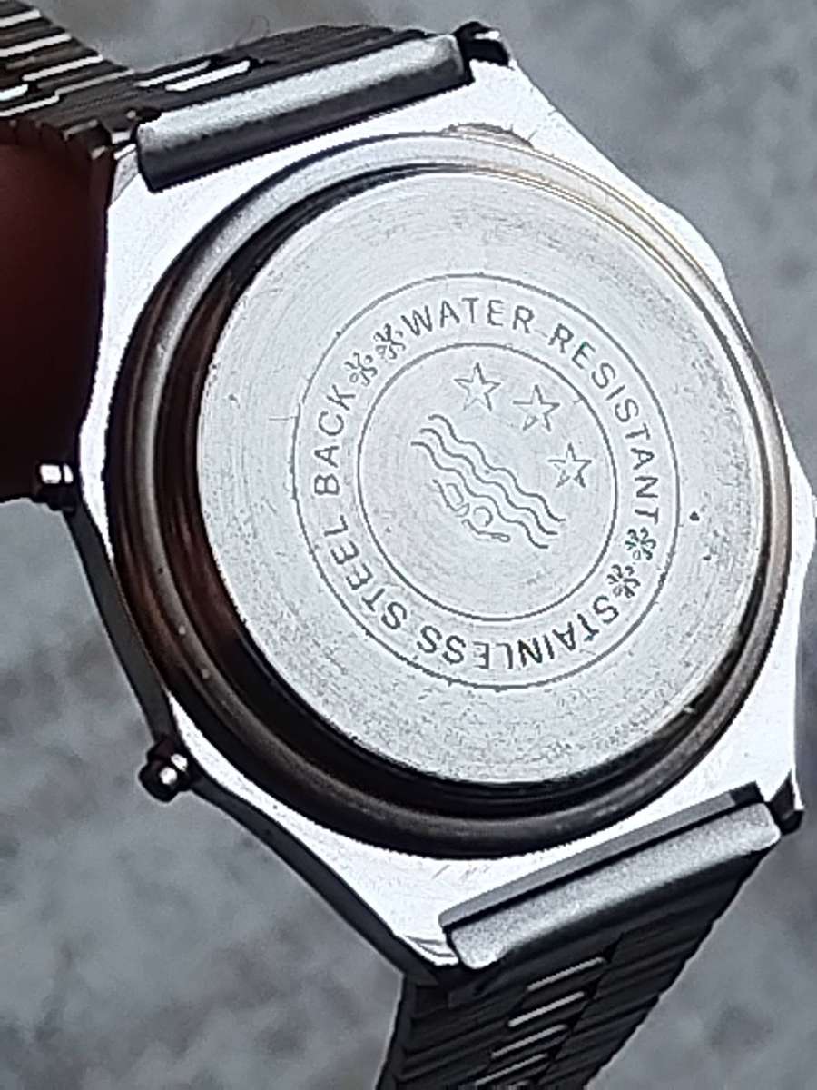 MENS VINTAGE SENATOR CHRONOGRAPH DIGITAL WATCH WITH ORIG PACKAGING AND INSTRUCTIONS MANUAL