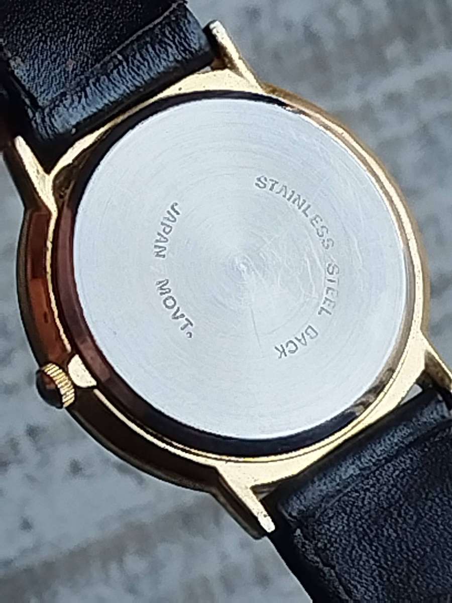 MENS VINTAGE EDWIN GOLD CAT AND MOUSE WATCH IN EXCELLENT WORKING CONDITION