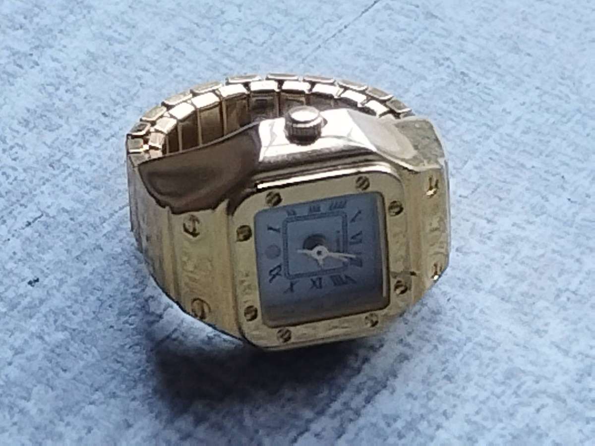 MENS VINTAGE GOLD PLATED RING WATCH IN EXCELLENT WORKING CONDITION