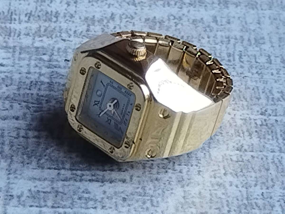 MENS VINTAGE GOLD PLATED RING WATCH IN EXCELLENT WORKING CONDITION