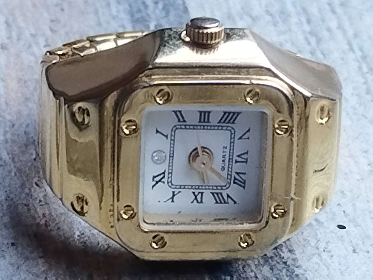 MENS VINTAGE GOLD PLATED RING WATCH IN EXCELLENT WORKING CONDITION
