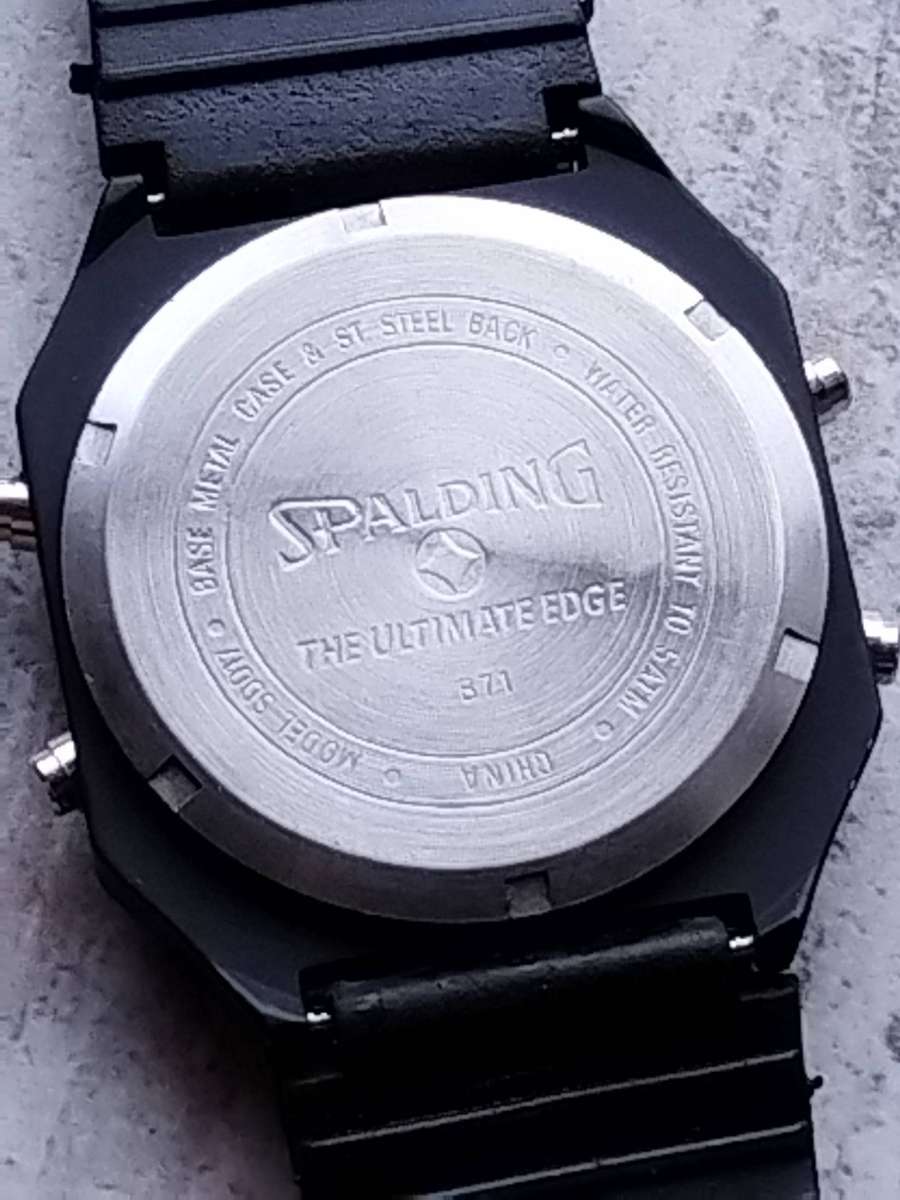 MENS DIGITAL WATCH COLLECTION - ALL UNTESTED SELLING FOR SPARES OR REPAIRS BIDDING FOR ALL 7 WATCHES