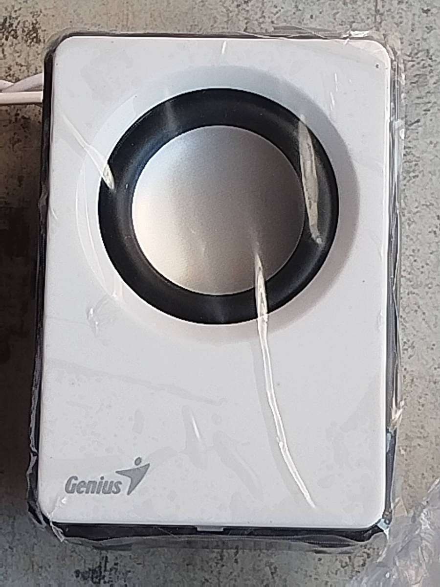 GENIUS SP-Q120 USB POWERED COMPUTER SPEAKERS - UNUSED STILL IN BOX