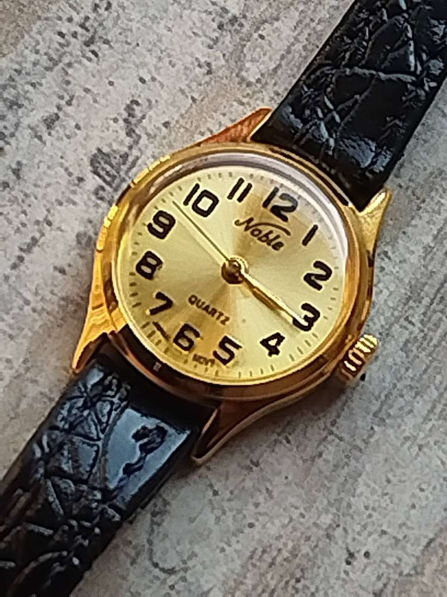 LADIES WATCH COLLECTION ALL IN EXCELLENT WORKING CONDITION - BIDDING FOR ALL 3 WATCHES