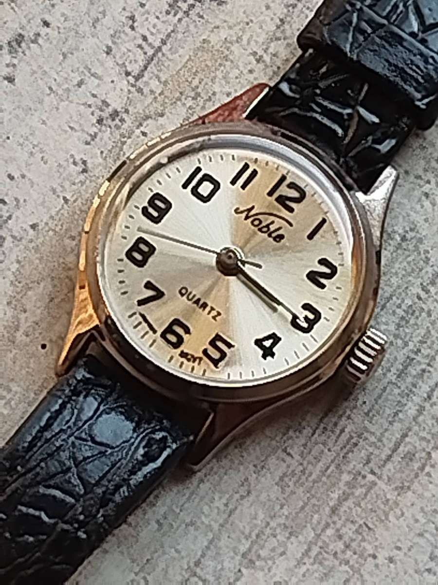 LADIES WATCH COLLECTION ALL IN EXCELLENT WORKING CONDITION - BIDDING FOR ALL 3 WATCHES