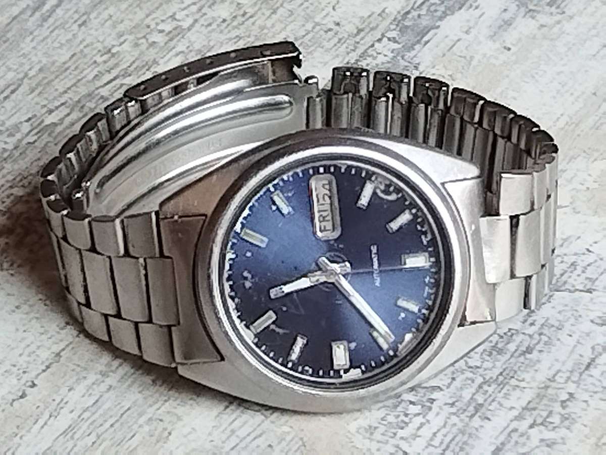 MENS SEIKO 7009-3040 AUTOMATIC WATCH