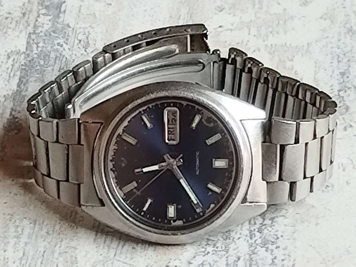 MENS SEIKO 7009-3040 AUTOMATIC WATCH