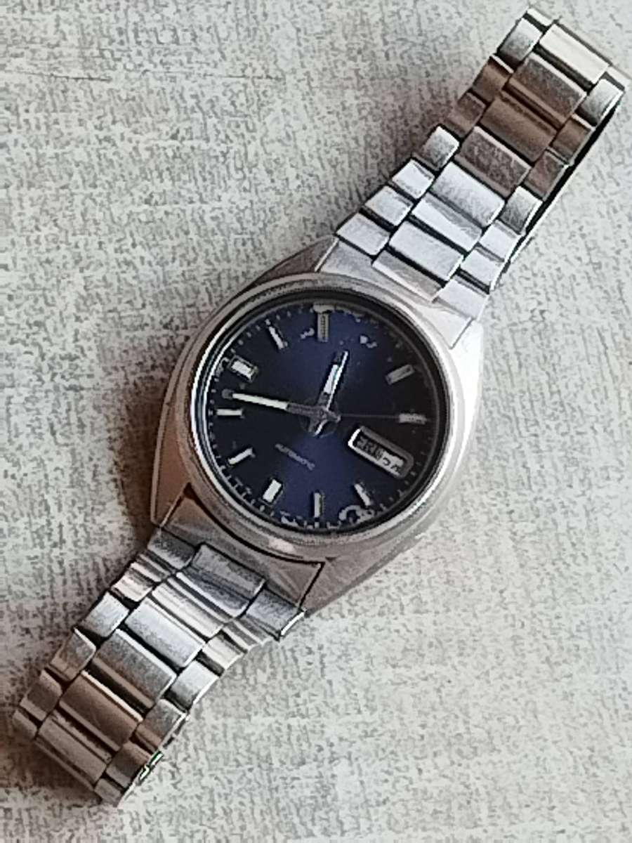 MENS SEIKO 7009-3040 AUTOMATIC WATCH