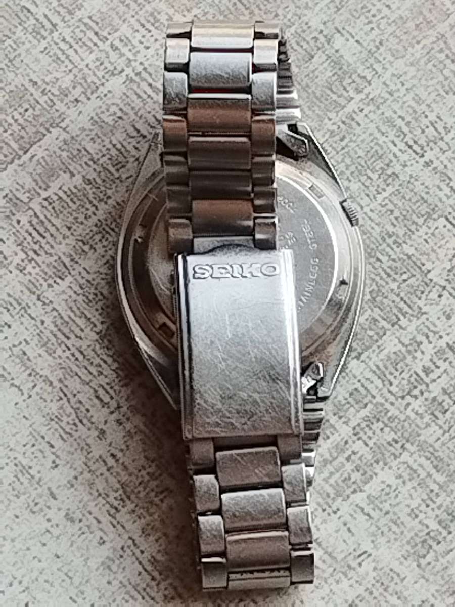 MENS SEIKO 7009-3040 AUTOMATIC WATCH