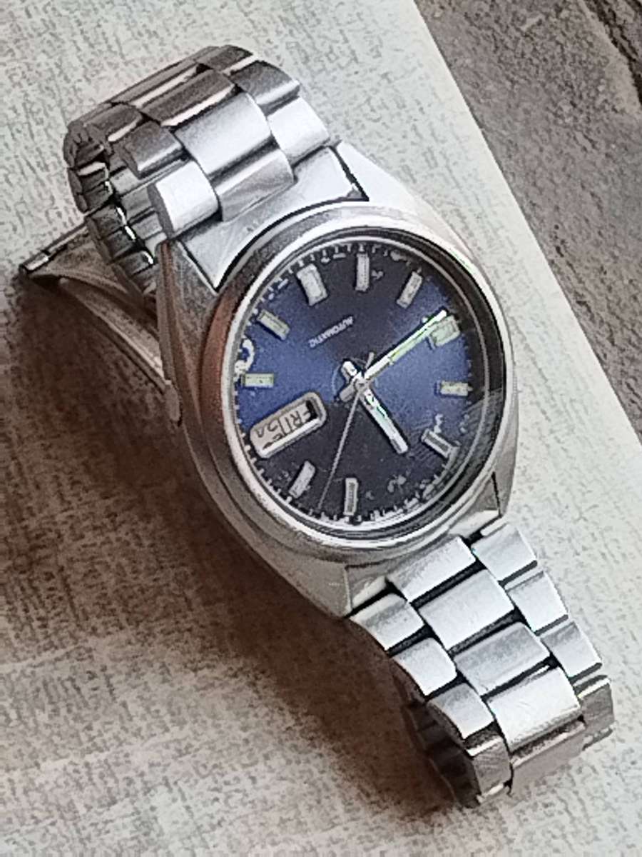 MENS SEIKO 7009-3040 AUTOMATIC WATCH