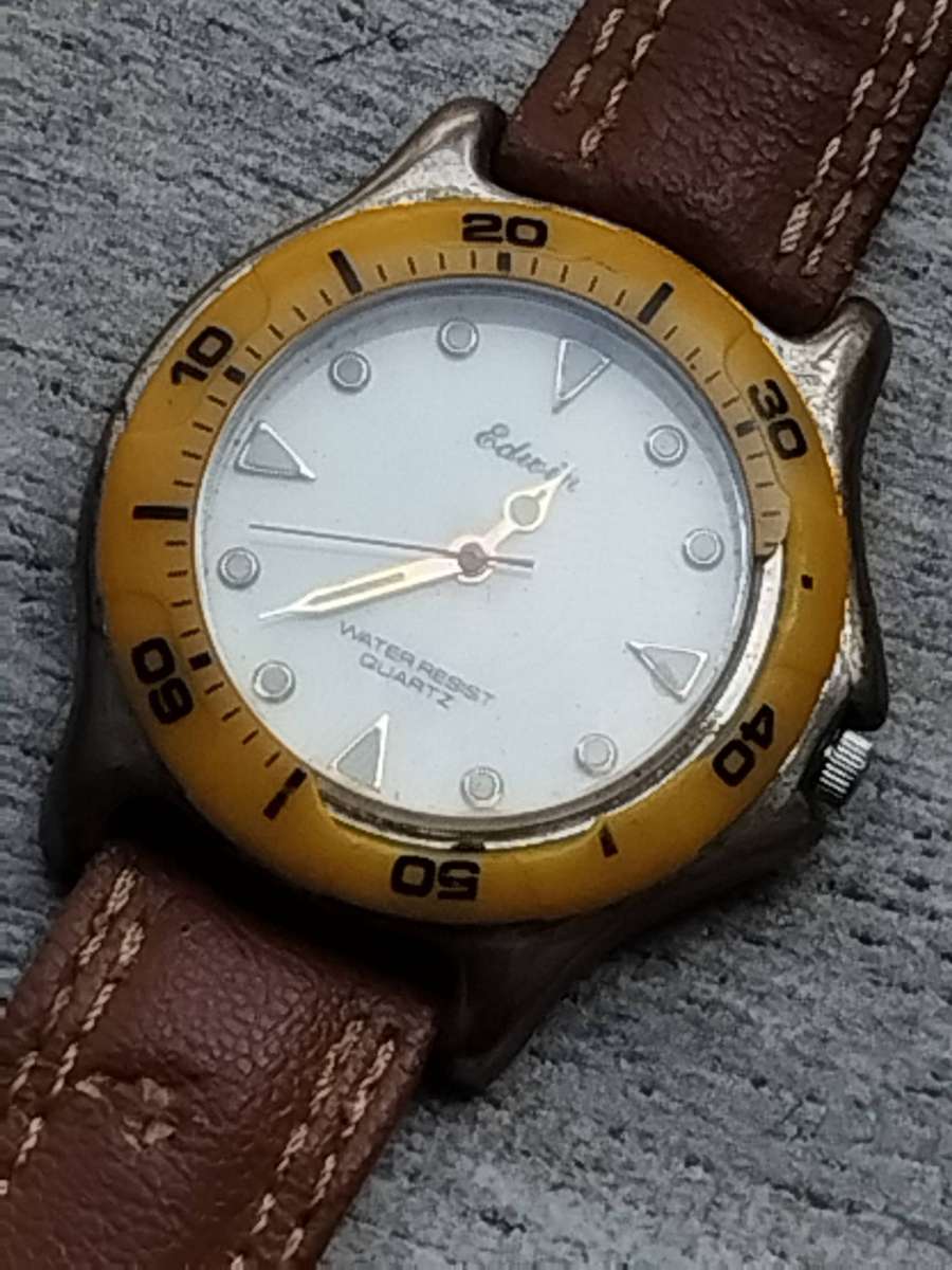 MENS EDWIN SPORTS WATCH IN EXCELLENT WORKING CONDITION