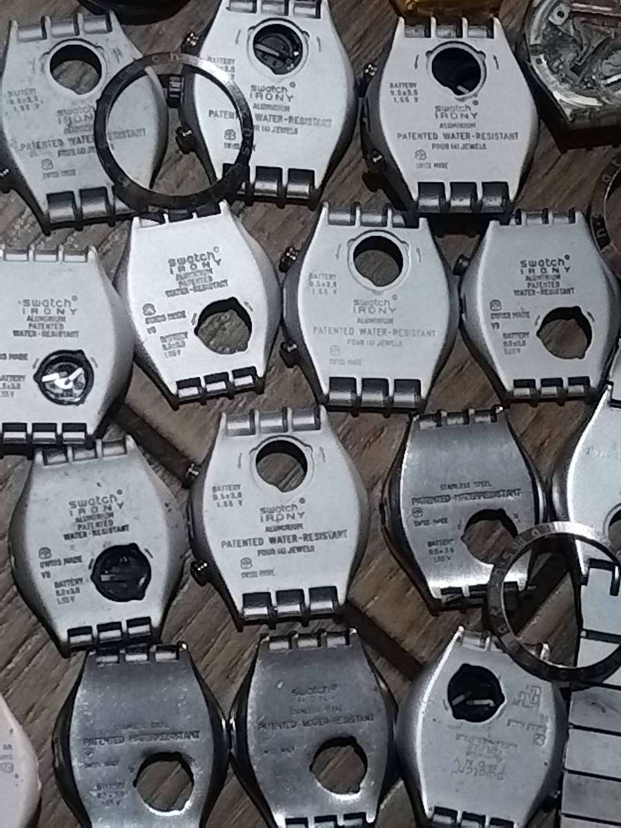 SWATCH WATCH CASINGS AND STRAPS - BIDDING FOR ALL