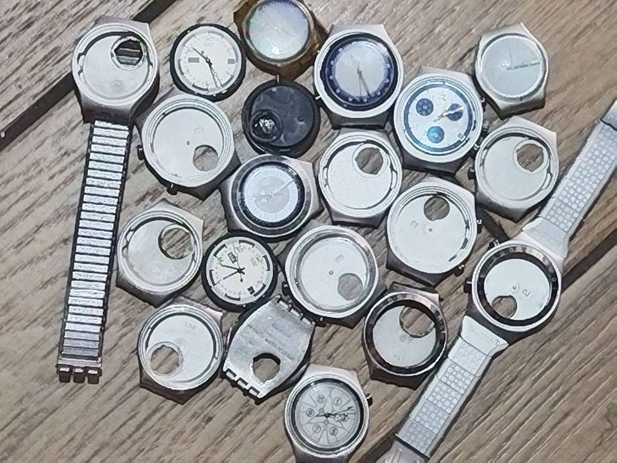SWATCH WATCH CASINGS AND STRAPS - BIDDING FOR ALL