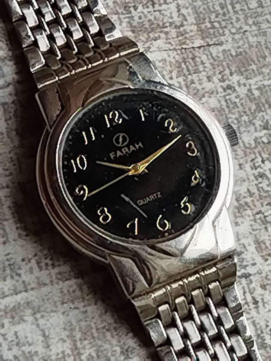 MENS VINTAGE FARAH WATCH IN EXCELLENT WORKING CONDITION