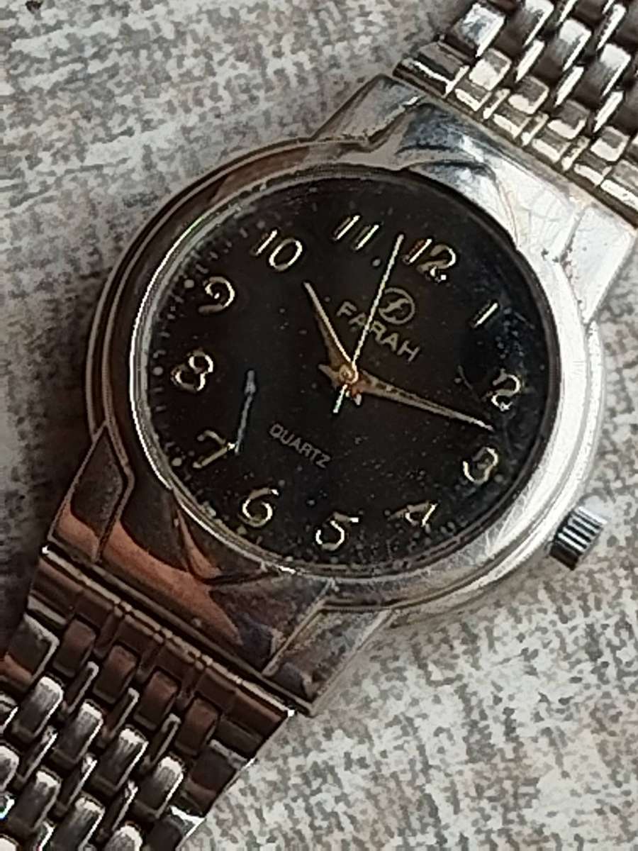 MENS VINTAGE FARAH WATCH IN EXCELLENT WORKING CONDITION