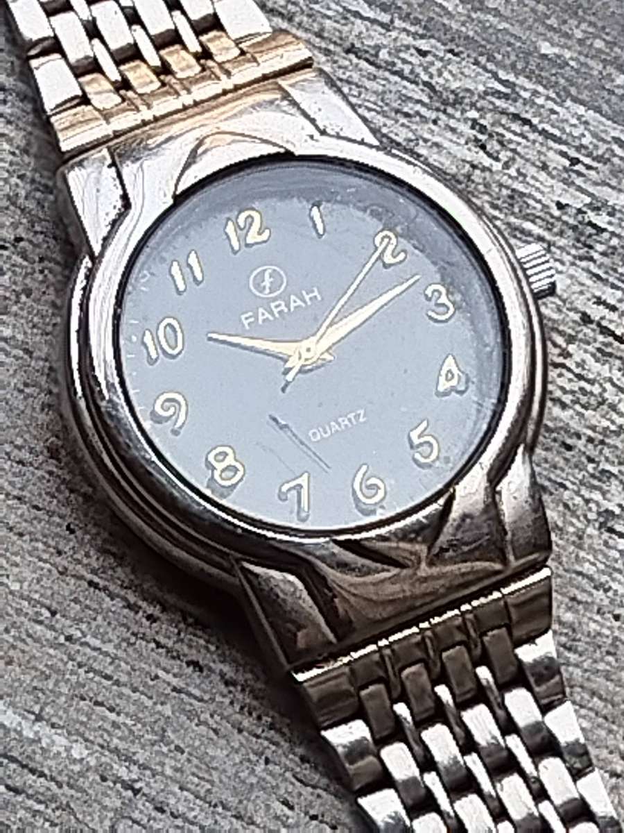 MENS VINTAGE FARAH WATCH IN EXCELLENT WORKING CONDITION